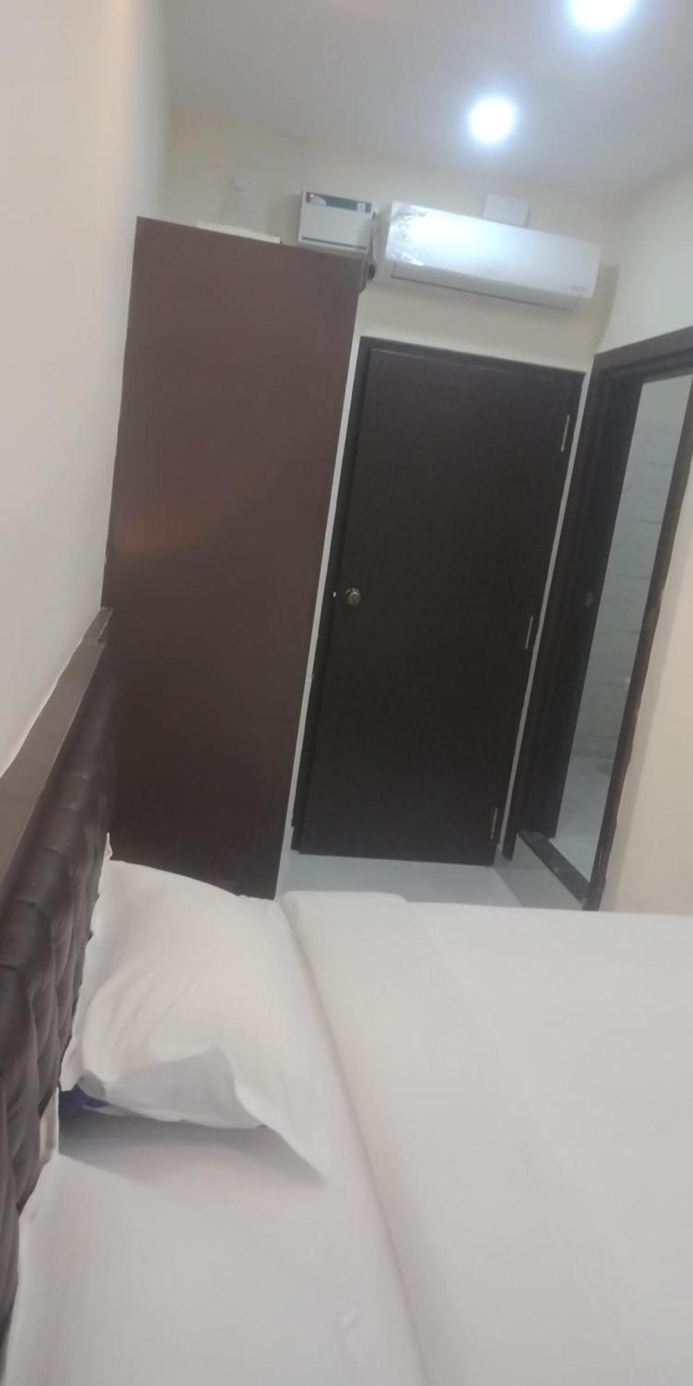 M G Residency Hotel Chikmagalūr Esterno foto