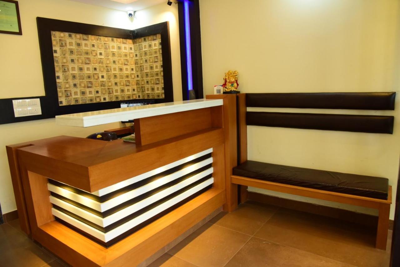 M G Residency Hotel Chikmagalūr Esterno foto