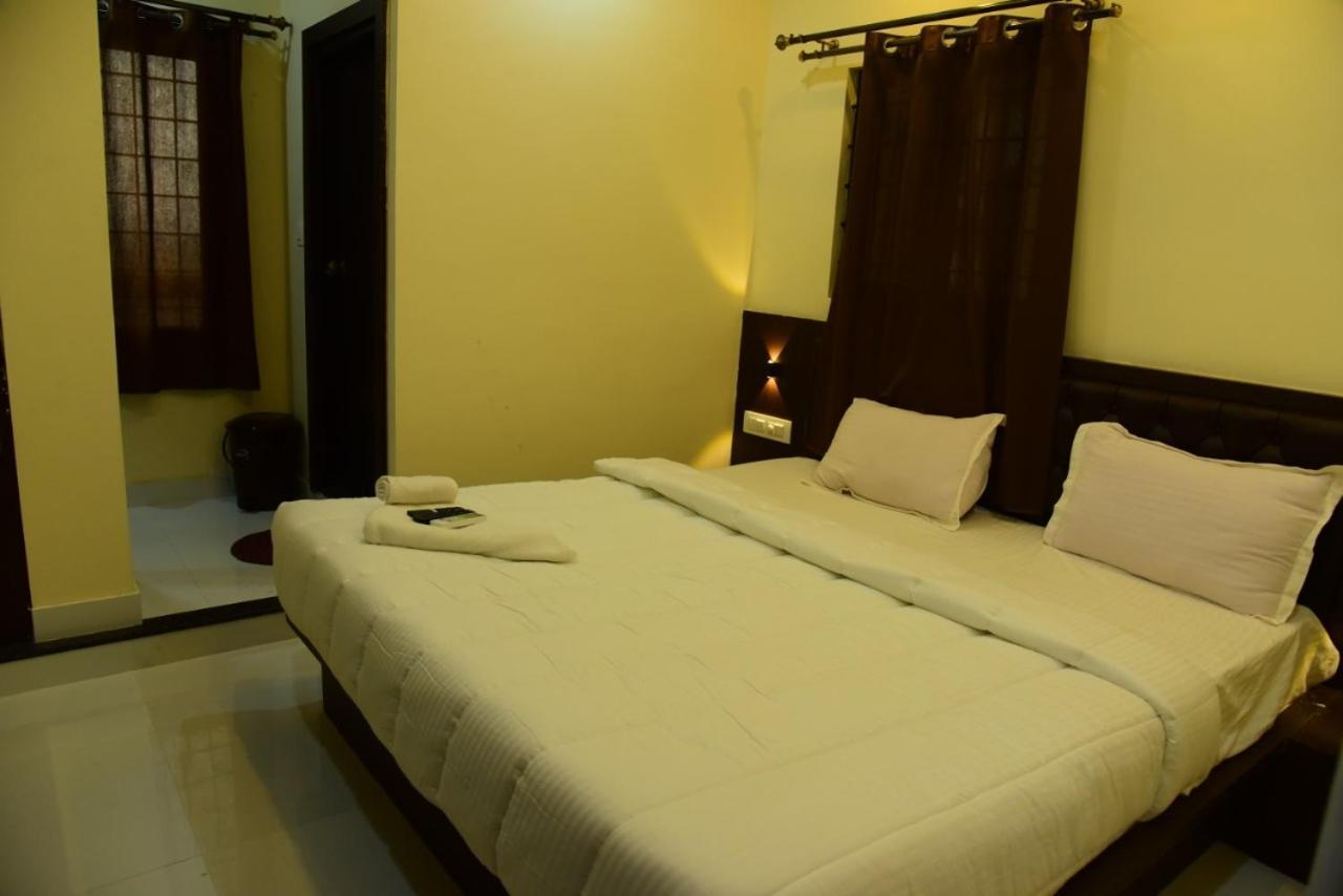M G Residency Hotel Chikmagalūr Esterno foto